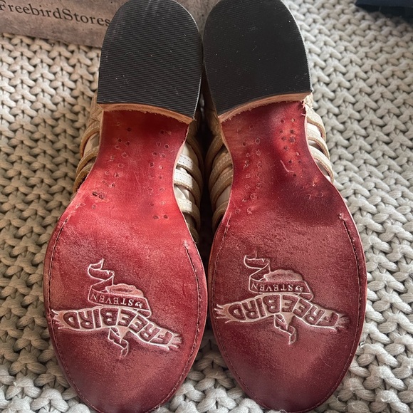 Freebird by Steven Wazee shoes size 7 - never worn - Picture 5 of 9